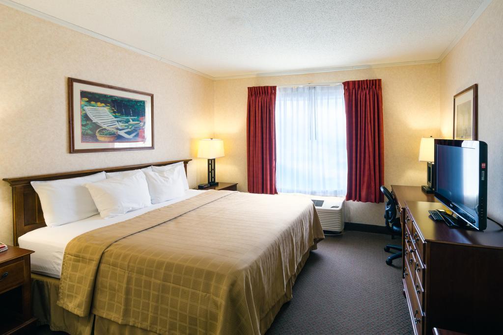 Coshocton Village Inn & Suites Ngoại thất bức ảnh